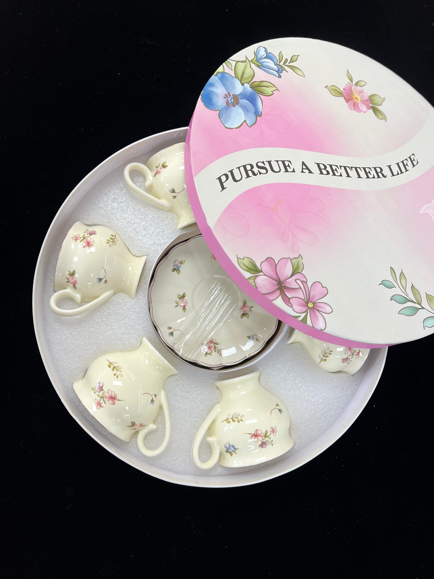 Tulips Tea Set