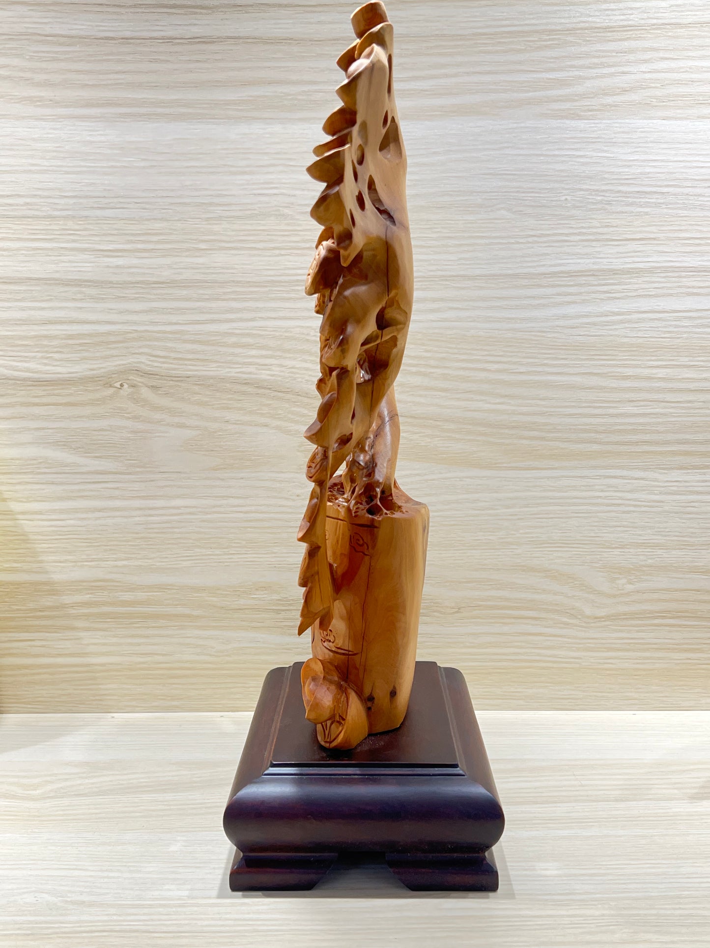 Thuja Wood Money Tree Carving