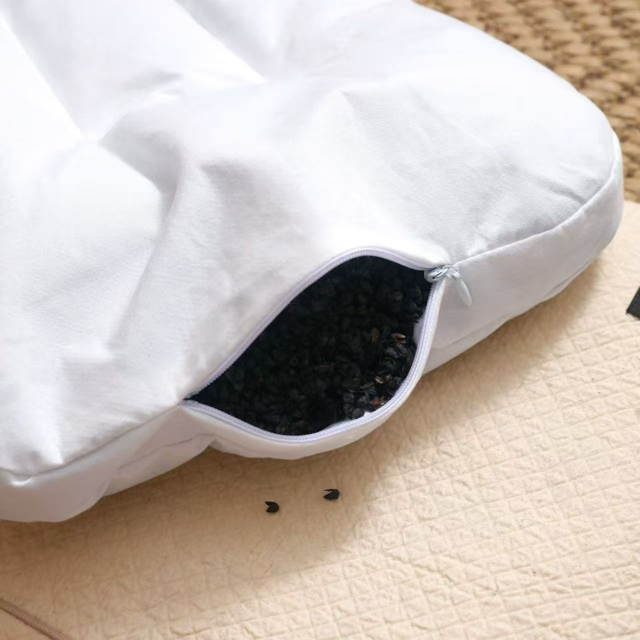 Black Buckwheat Pillow (Low Pillow)